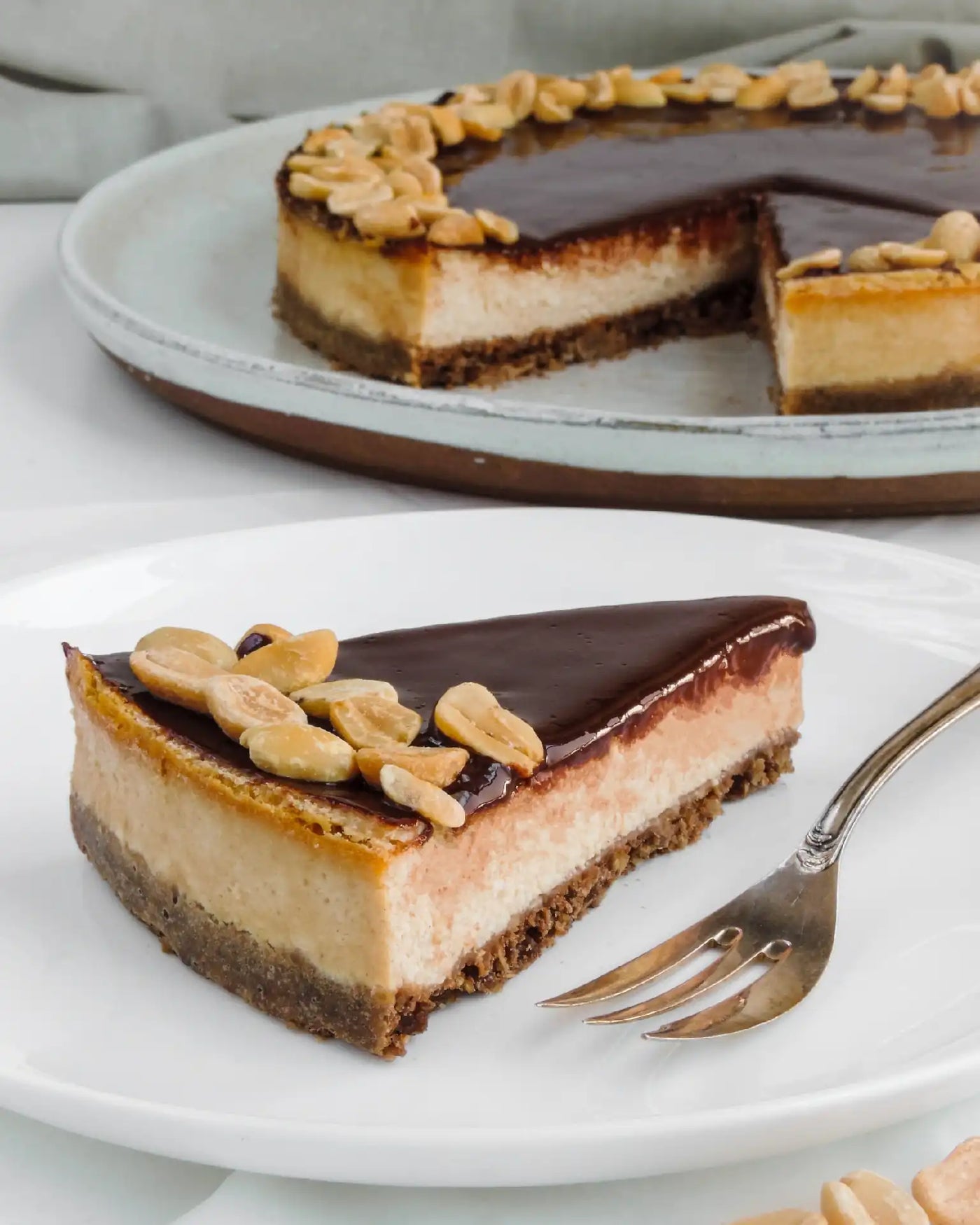 PB cheesecake com cobertura de chocolate